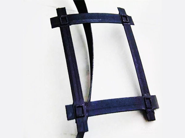 鋼塑復(fù)合土工格柵